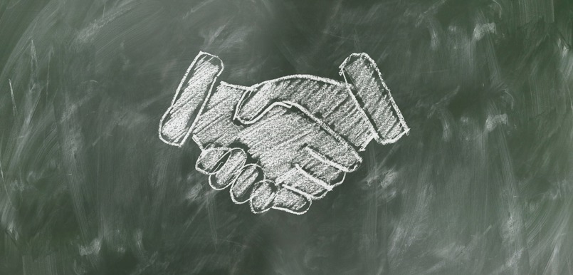 pixabay shaking-hands-2499612_1920.jpg