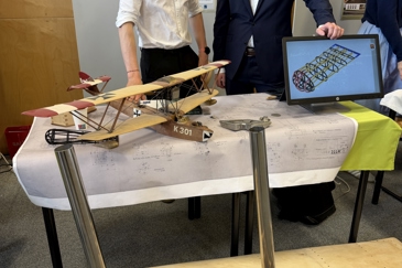 ©Holztechnikum Kuchl, Johanna Kanzian Flugboot Brenn